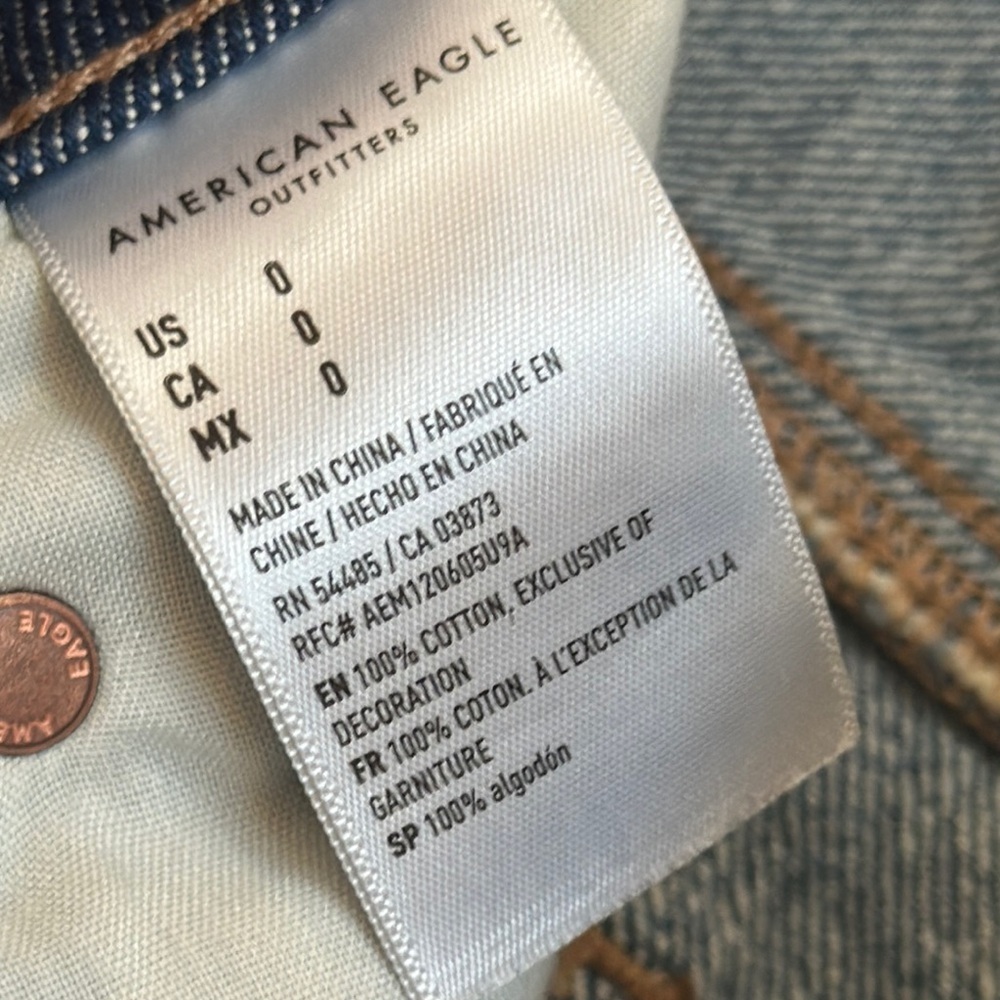 NWT American Eagle Outfitters Women's Blue Denim Cargo Skirt Size 0 - Picture 11 of 15